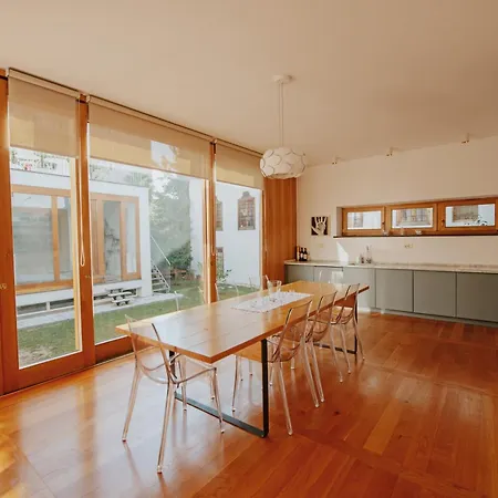 Art House * Шкодер