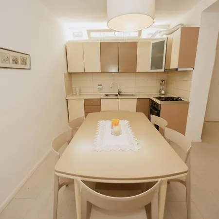 Art House Апартаменты *