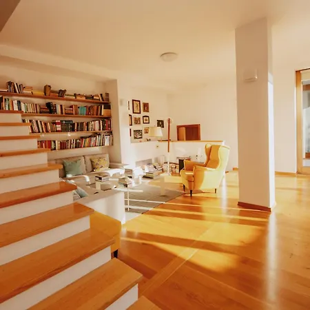 Art House Apartment Shkoder